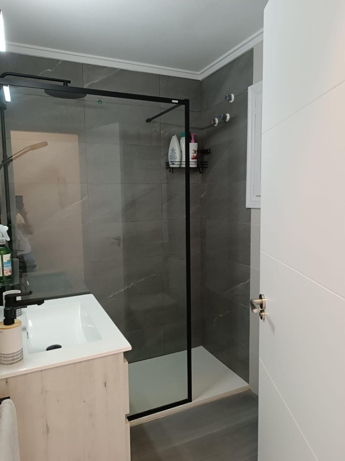 Residencia Alhambra Los Cisnes Torrevieja Kültér fotó