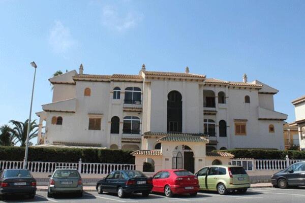 Residencia Alhambra Los Cisnes Torrevieja Kültér fotó